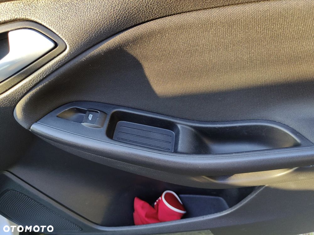 Ford Focus 1.5 EcoBoost Titanium ASS - 26