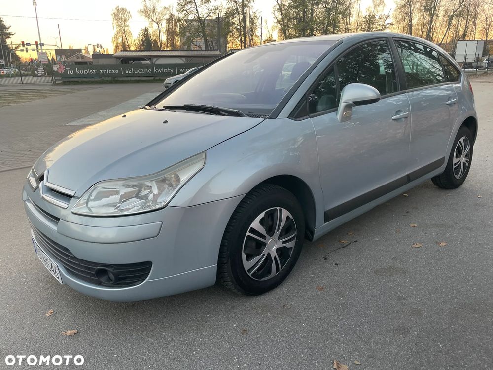 Citroën C4 1.6 16V Magic - 2