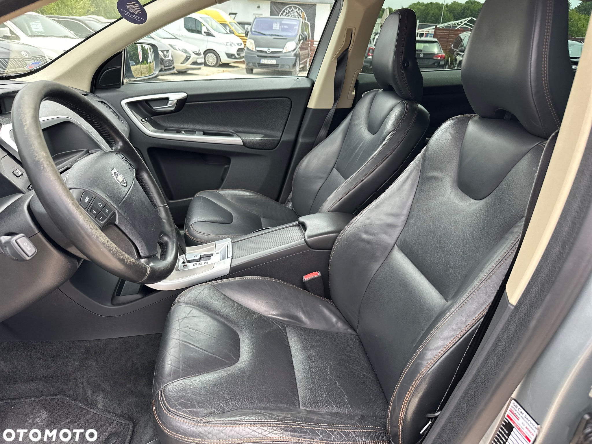 Volvo XC 60 D5 AWD - 19