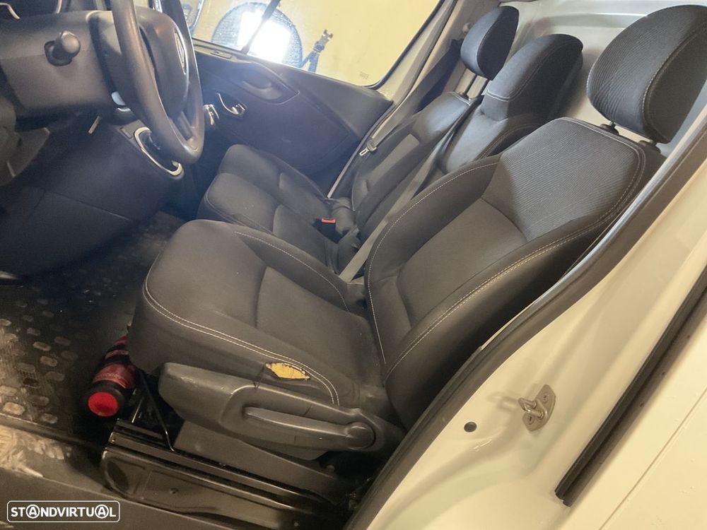 Renault Trafic 2.0 dCi L2H1 Escapade - 8