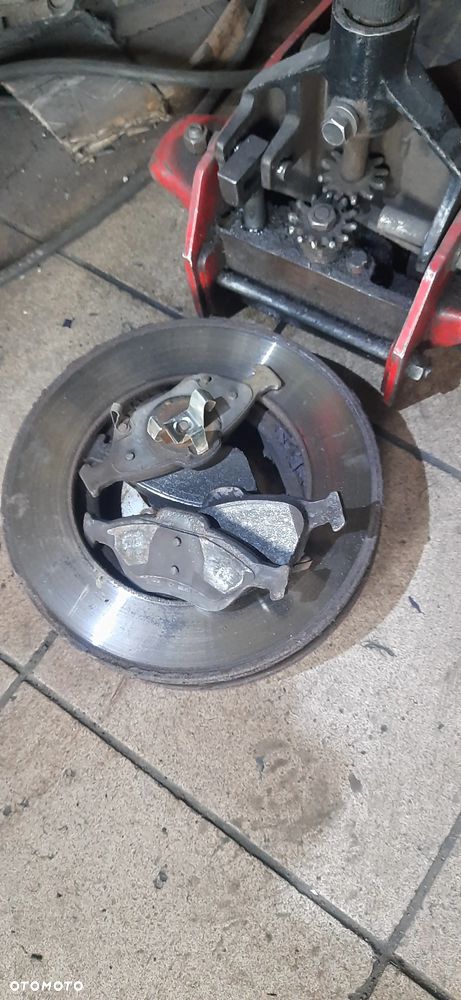 Toyota Yaris 1.0 Active EU6 - 10