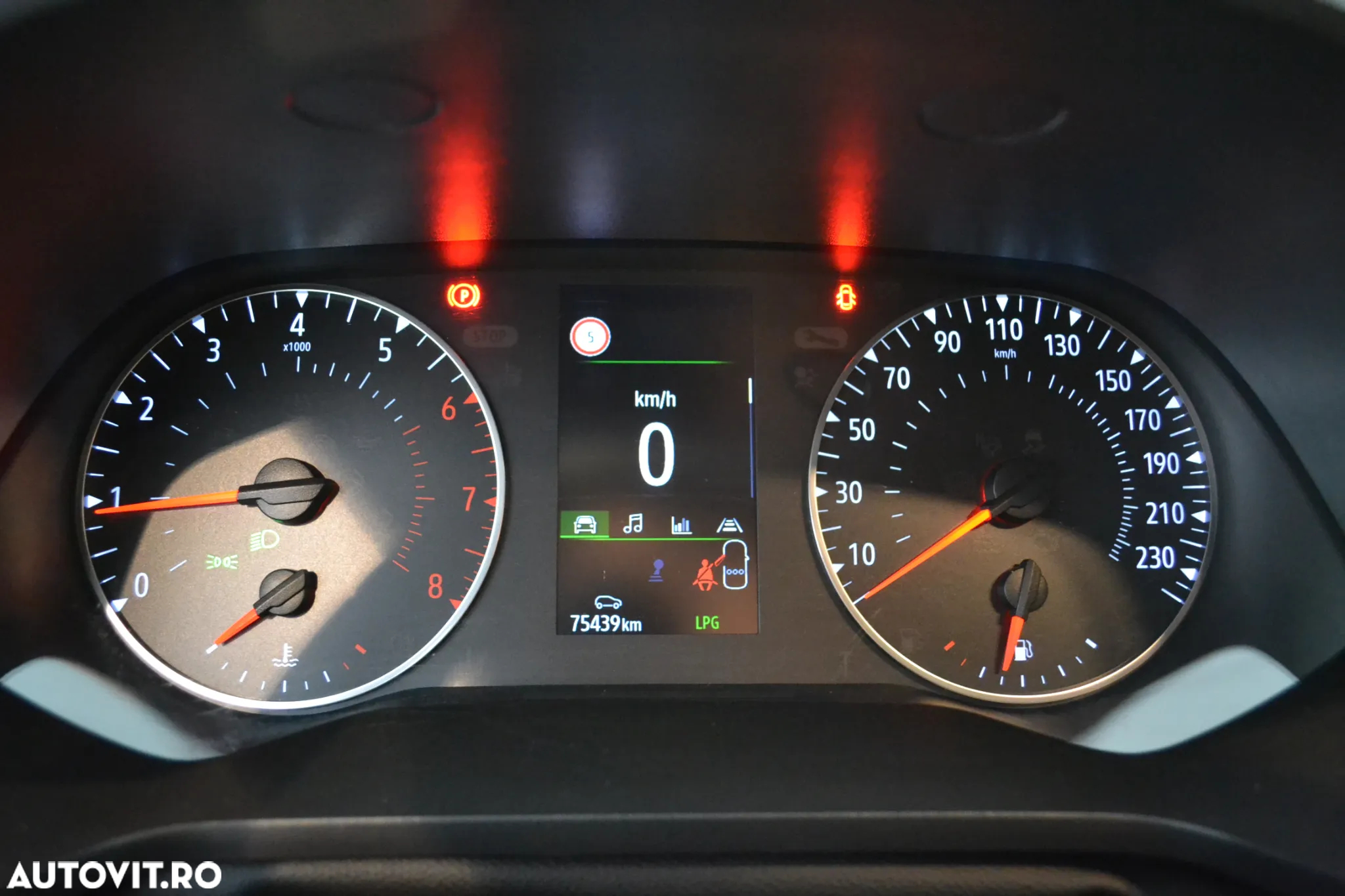 Renault Captur TCe 100 GPL Zen - 9