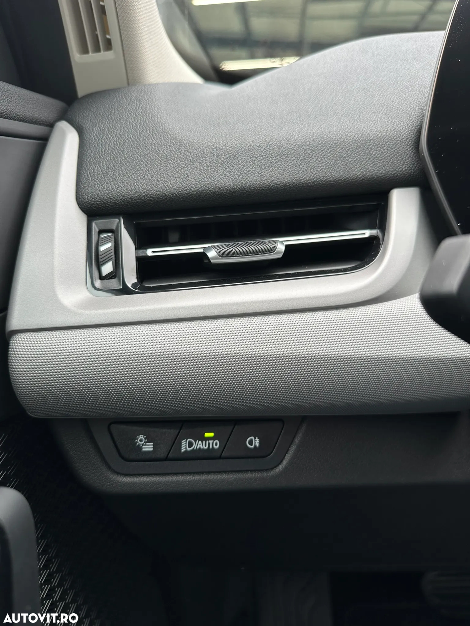 BMW X1 sDrive18i Aut. xLine - 33