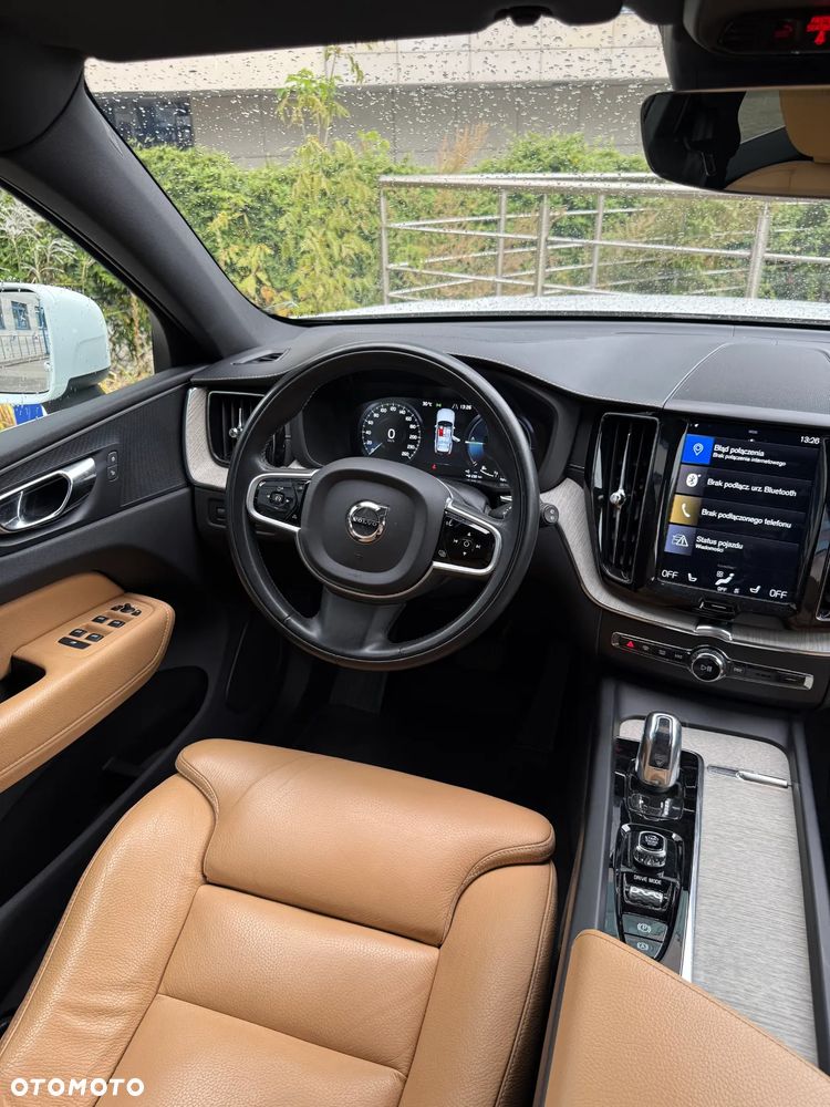 Volvo XC 60 T8 AWD Recharge Geartronic Inscription - 2