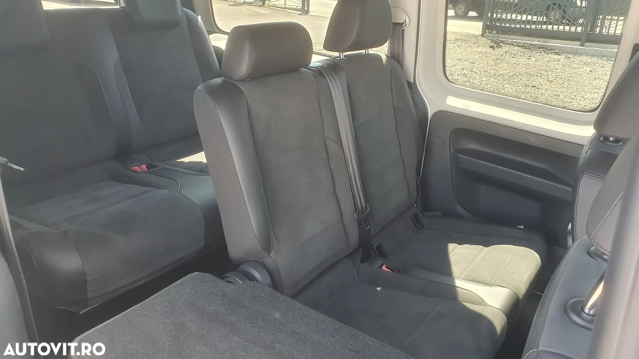 Volkswagen Caddy 2.0 TDI Maxi DSG 4M - 15