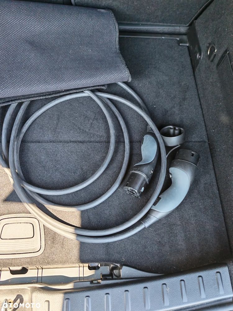 Mercedes-Benz GLA 250 e 8G-DCT Edition Plug-in-Hybrid - 35