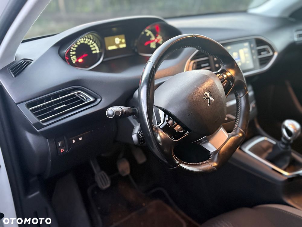Peugeot 308 BlueHDi 120 Stop & Start Style - 21