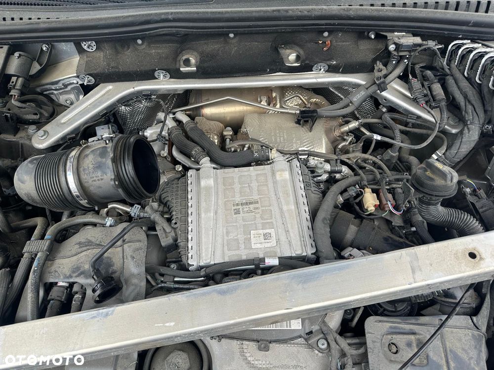 Volkswagen Touareg 3.0 V6 TDI SCR 4Motion Automatik R-Line - 13