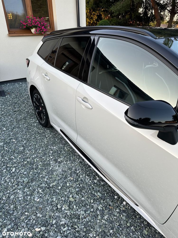 Toyota Corolla 2.0 Hybrid GR Sport - 25
