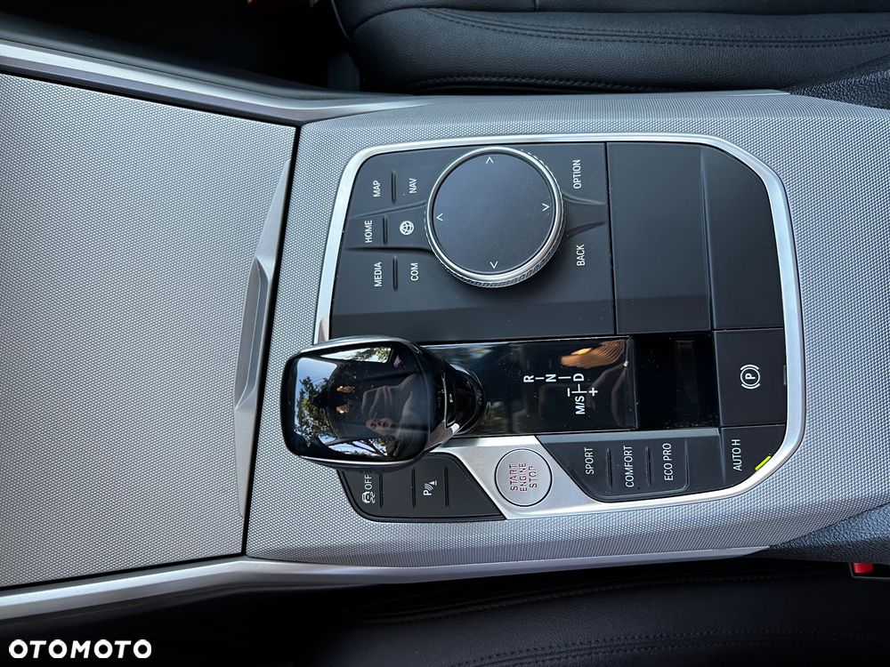 BMW Seria 3 320d Advantage sport - 24