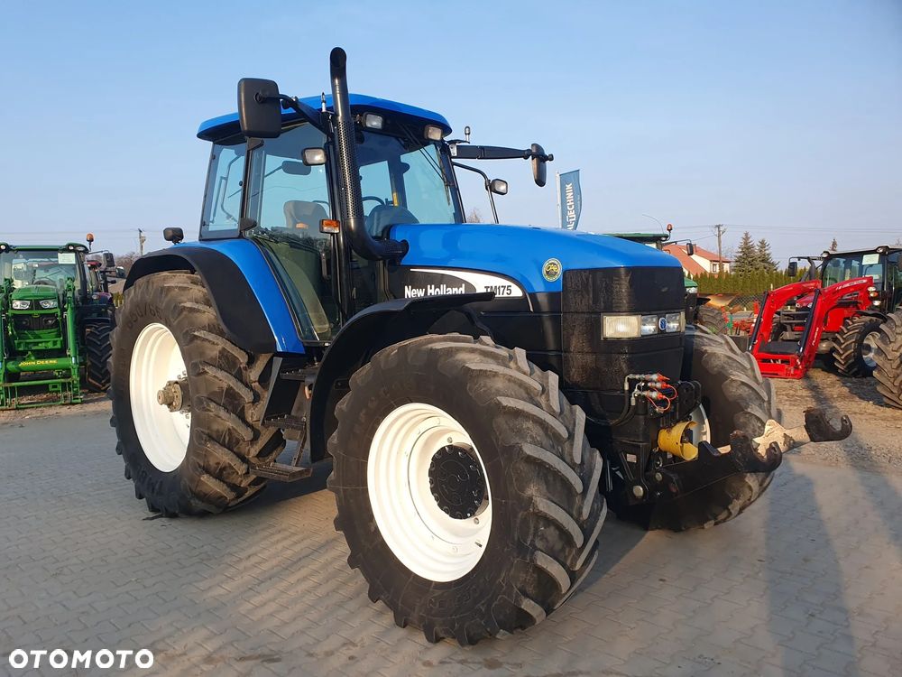 New Holland TM 175 - 3