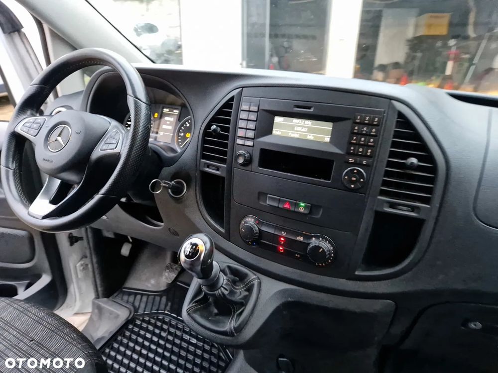 Mercedes-Benz Vito - 15