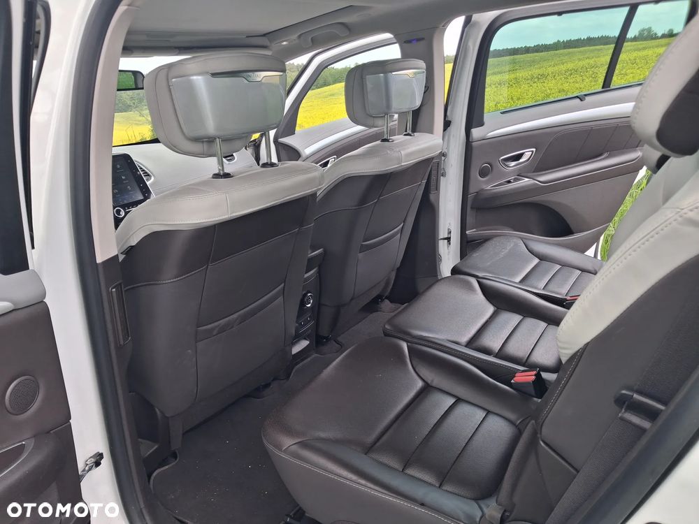 Renault Espace 1.6 dCi Energy Initiale Paris EDC 7os - 17