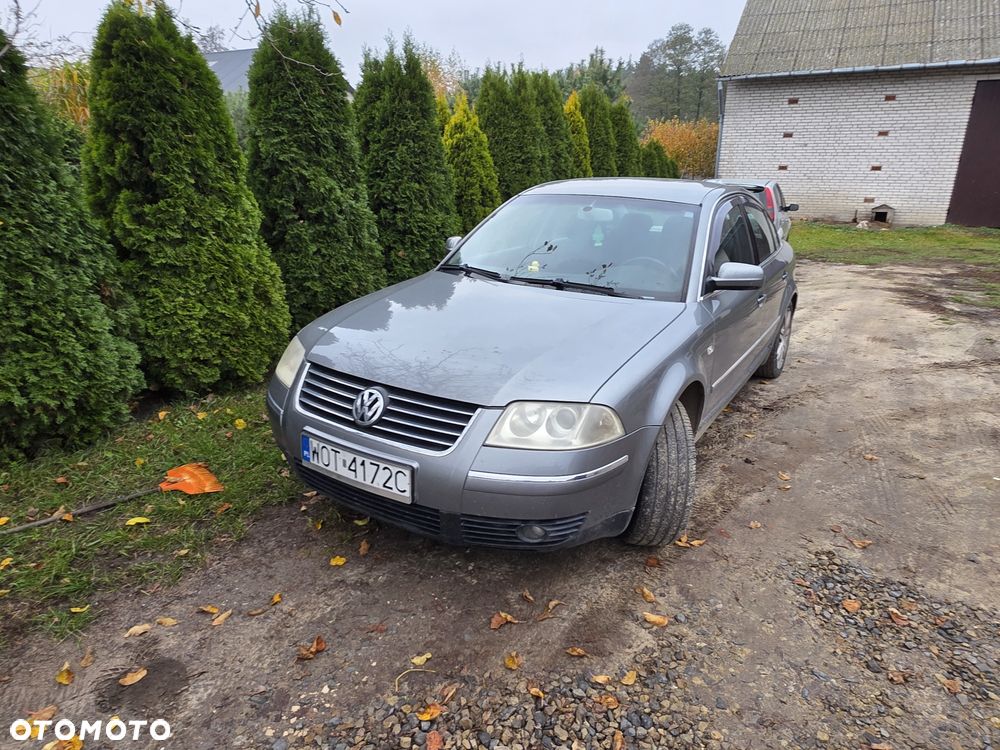Volkswagen Passat - 4