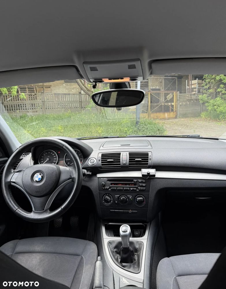 BMW Seria 1 - 19