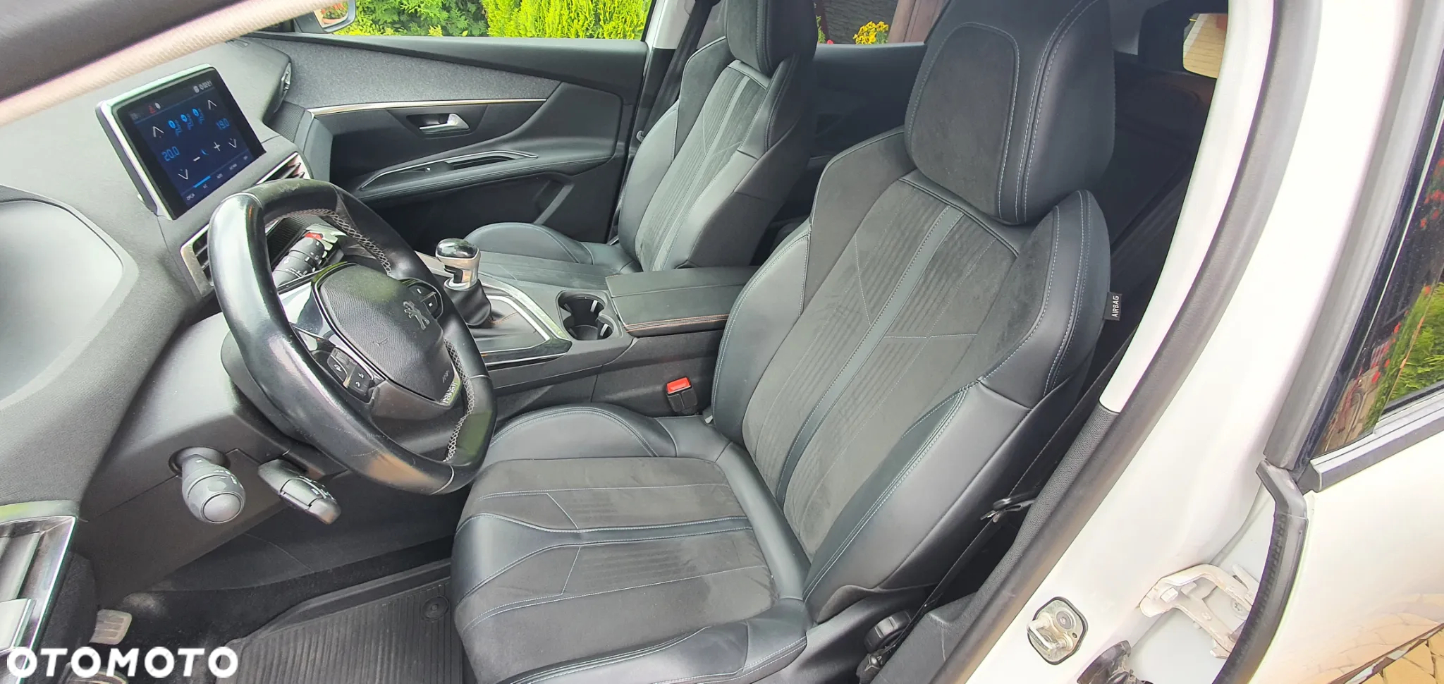 Peugeot 3008 1.5 BlueHDi Allure S&S - 15