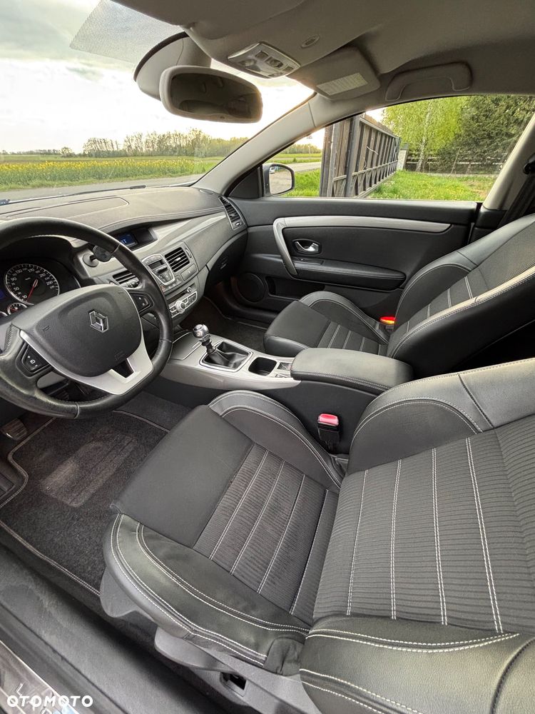 Renault Laguna dCi 150 FAP - 12