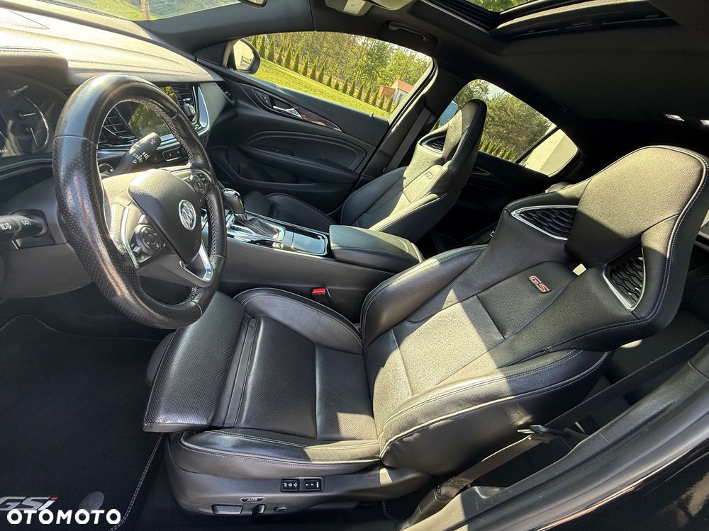 Buick Regal - 8