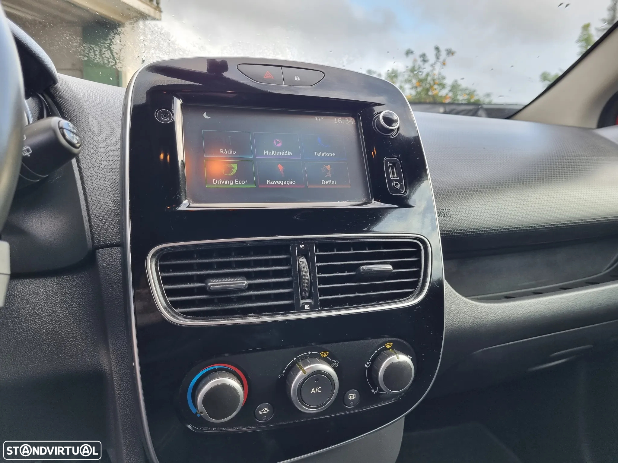 Renault Clio Sport Tourer 0.9 TCe Limited Edition - 18
