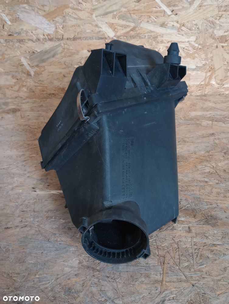 Audi A6 C5 Obudowa Filtra Powietrza 078133837AK - 3