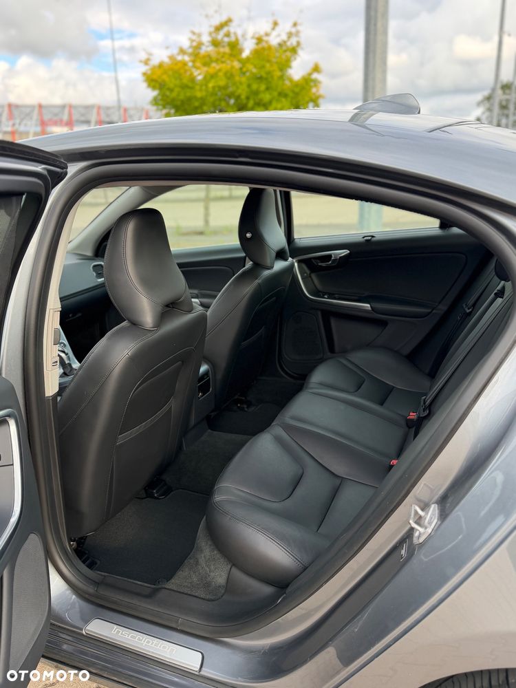 Volvo S60 T5 Geartronic Momentum - 12