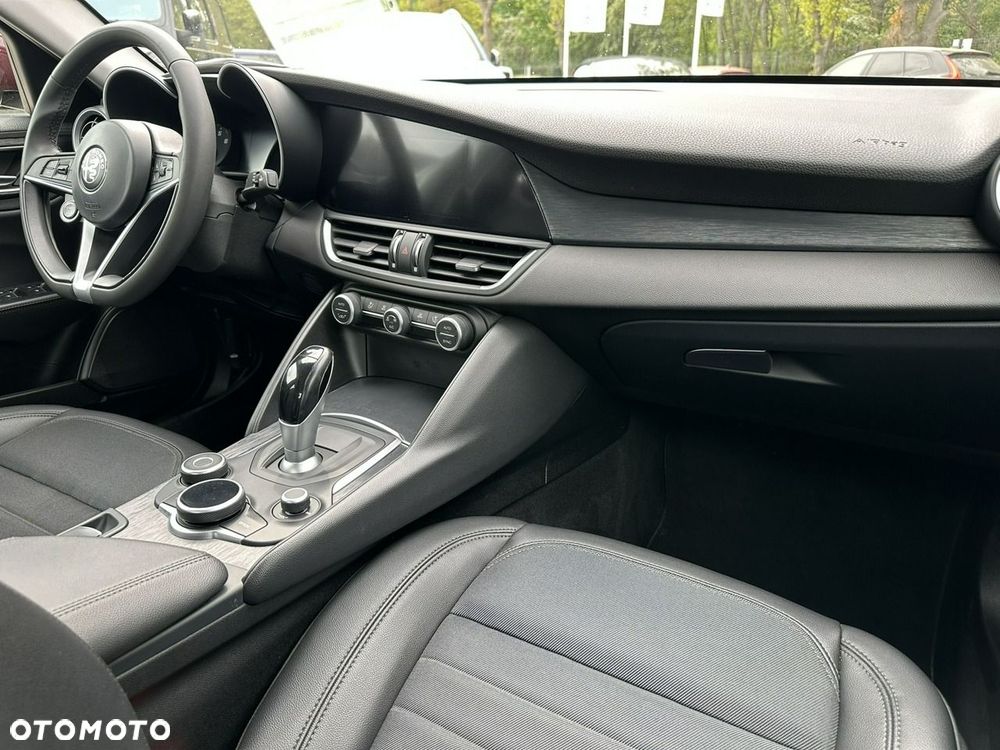 Alfa Romeo Giulia 2.0 Turbo 16V AT8 Super - 21