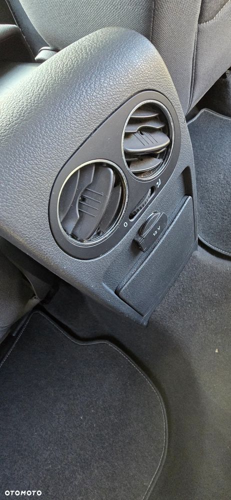 Volkswagen Golf - 13