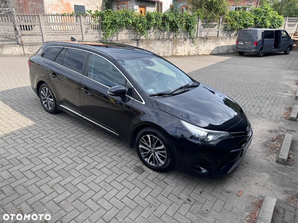 Toyota Avensis 2.0 D-4D Premium - 7