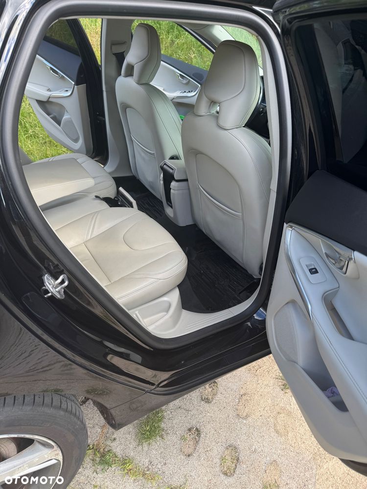 Volvo V40 D2 Drive-E R-Design Momentum - 25