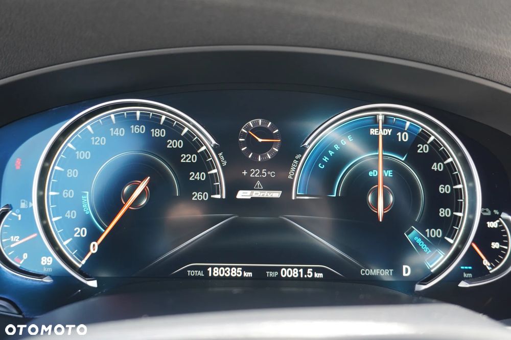 BMW Seria 5 530e iPerformance GPF M Sport sport - 16