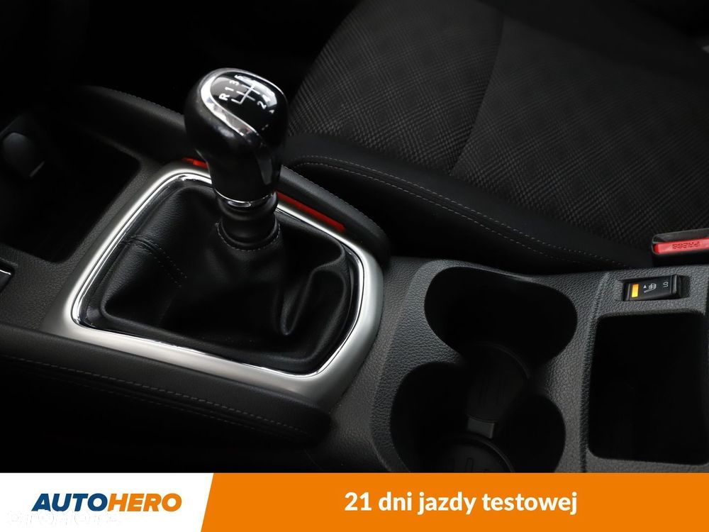 Nissan Qashqai 1.2 DIG-T Acenta - 24