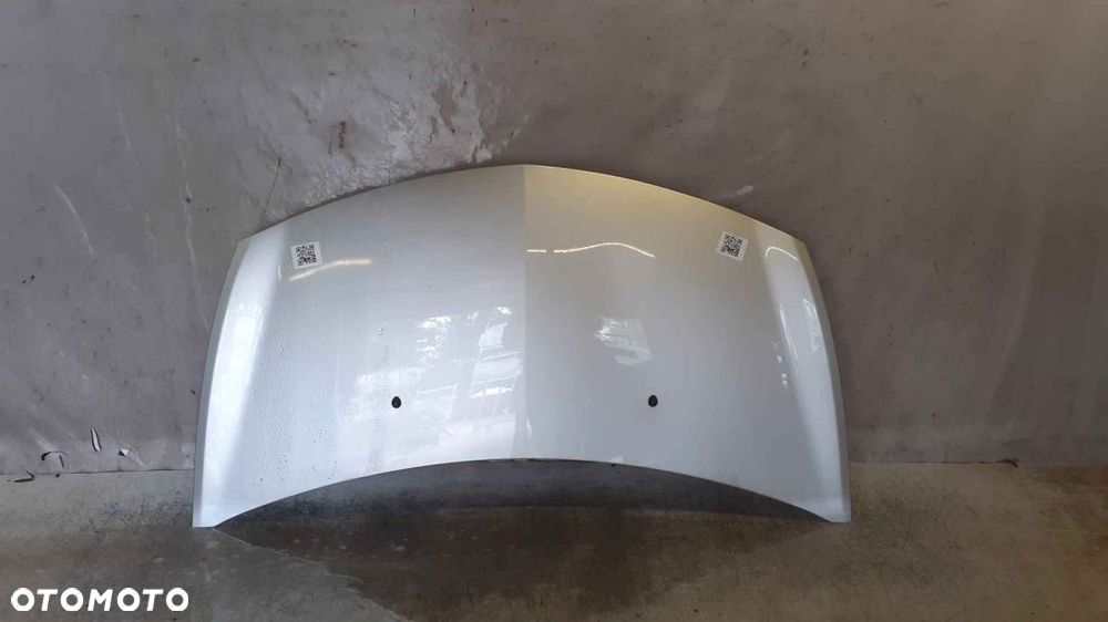 # MASKA POKRYWA SILNIKA RENAULT CLIO 3 III TED69 SREBRNY