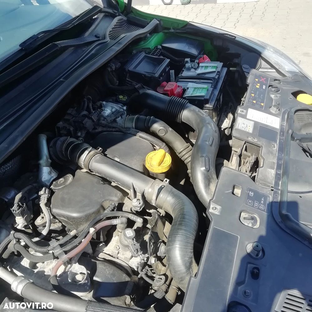 Renault Clio 1.5 dCi 90 Authentique - 3