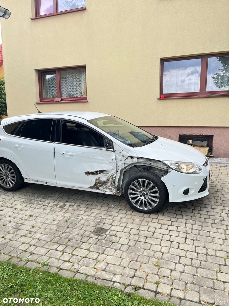 Ford Focus 1.6 EcoBoost Titanium - 8