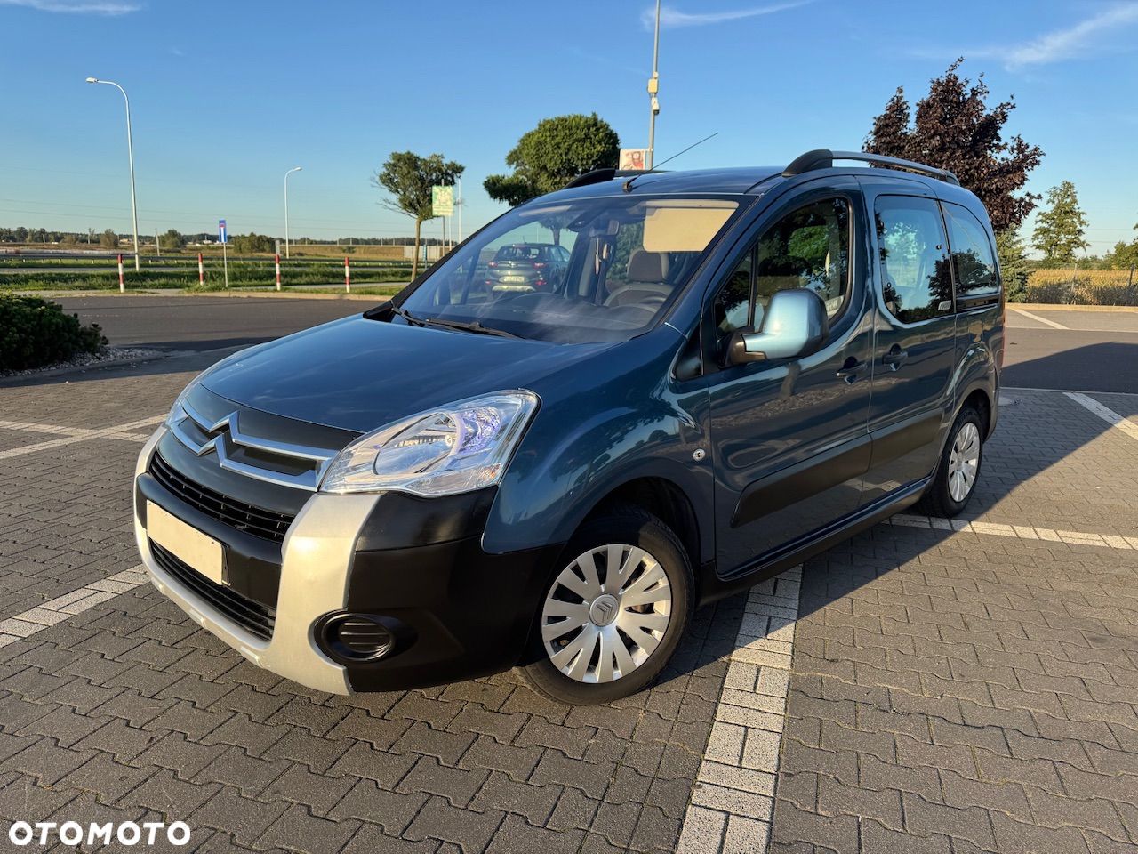 Citroën Berlingo e-HDi 90 FAP EGS6 Multispace Exclusive - 1