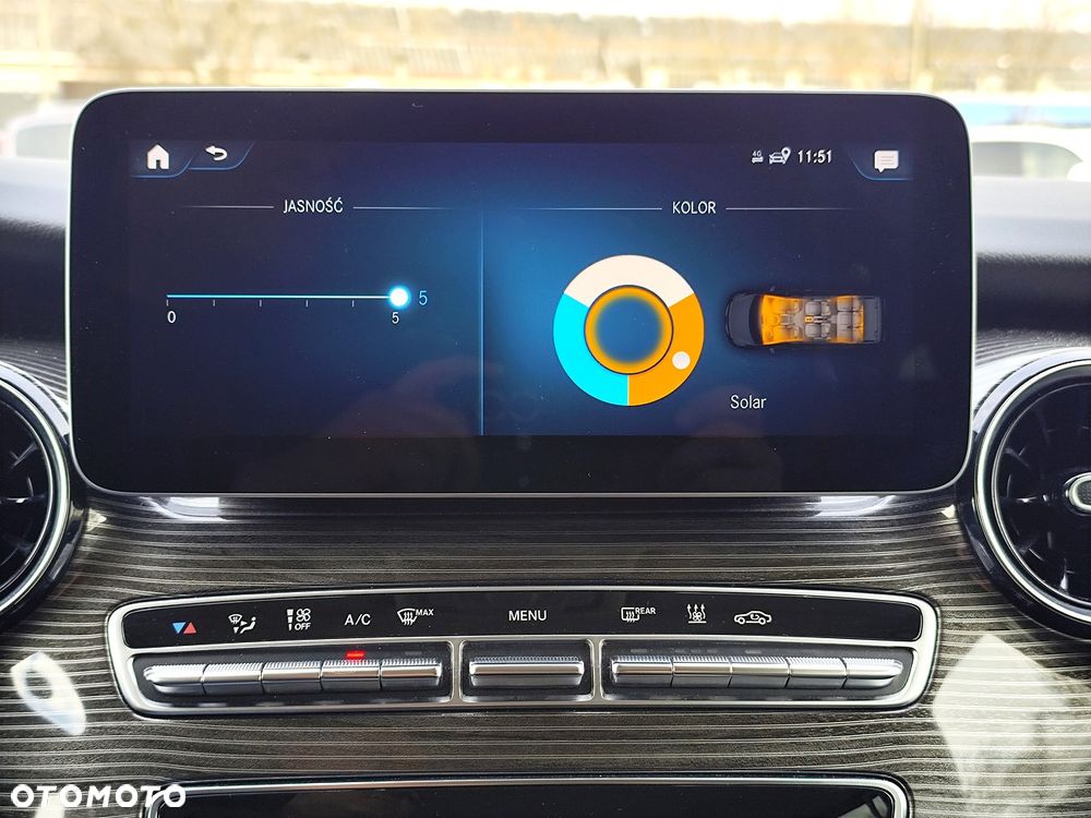 Mercedes-Benz Klasa V 300 d Extralang 4Matic 9G-TRONIC Avantgarde - 27