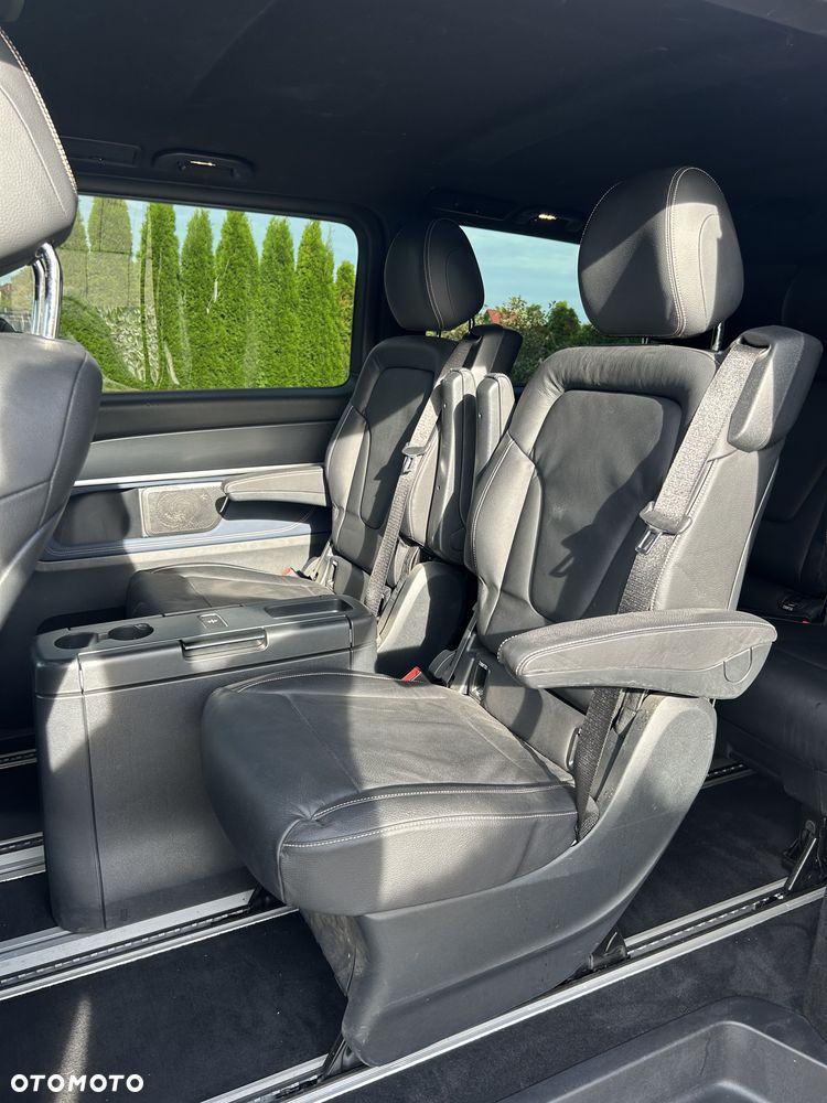 Mercedes-Benz EQV - 10