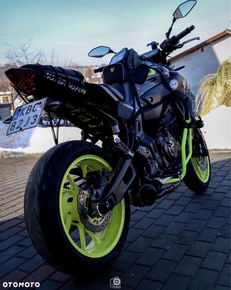 Yamaha MT - 2