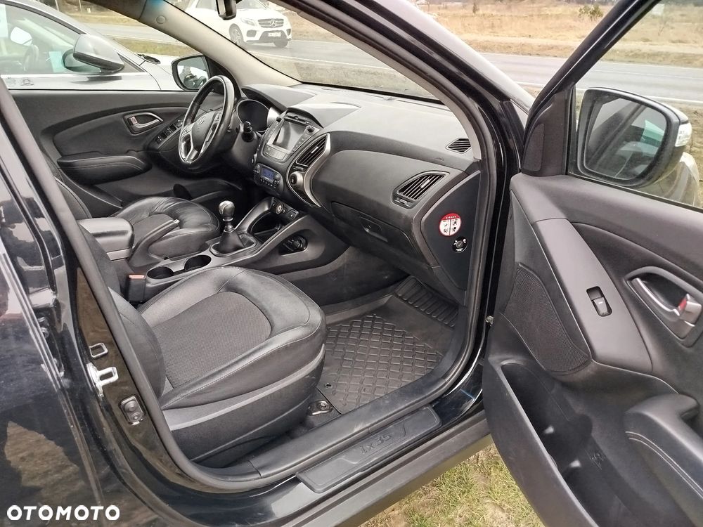 Hyundai ix35 blue 1.6 2WD Finale Gold - 7