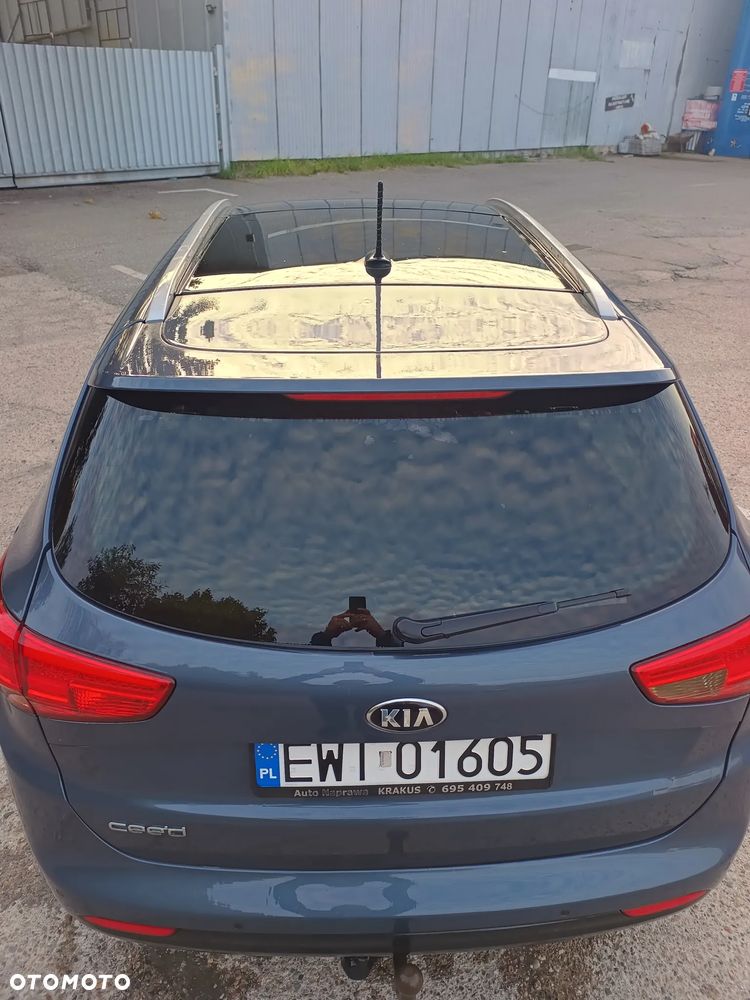 Kia Ceed 1.6 GDI XL - 6