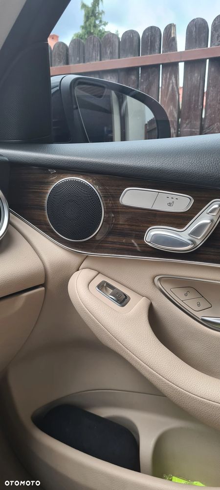 Mercedes-Benz GLC - 24