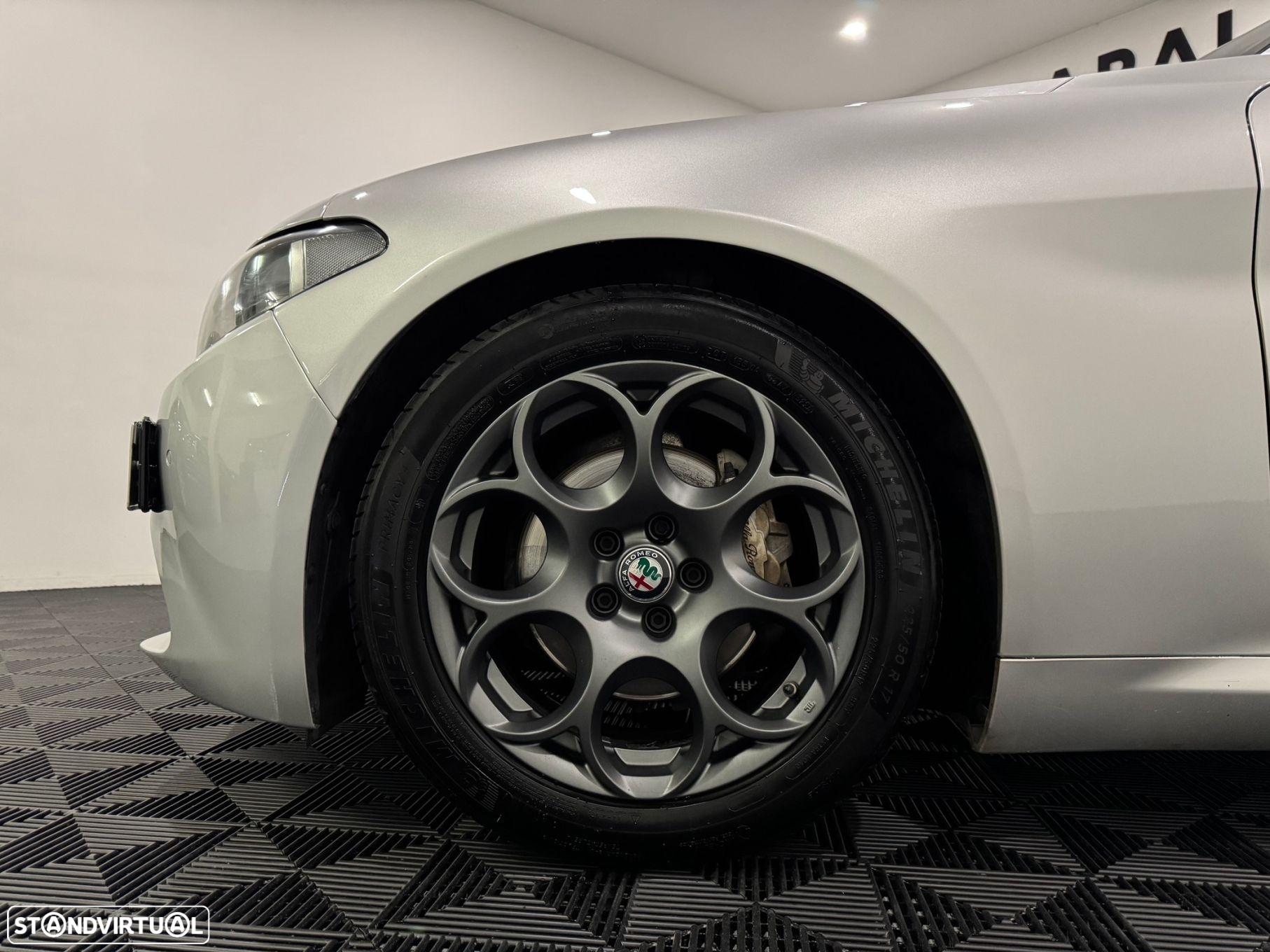 Alfa Romeo Giulia 2.2 D Super - 11