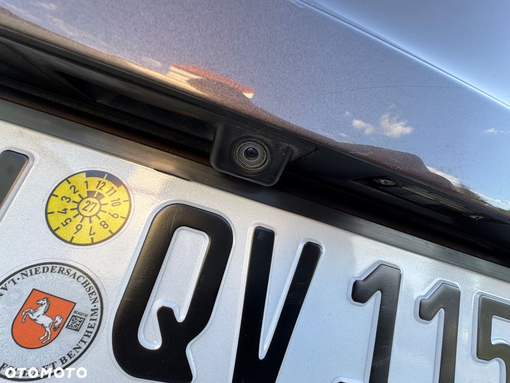 Volkswagen Tiguan - 15