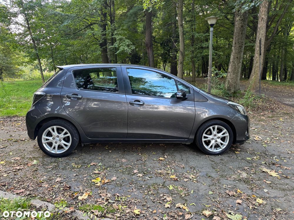 Toyota Yaris Hybrid 1.5 VVT-i Life - 6