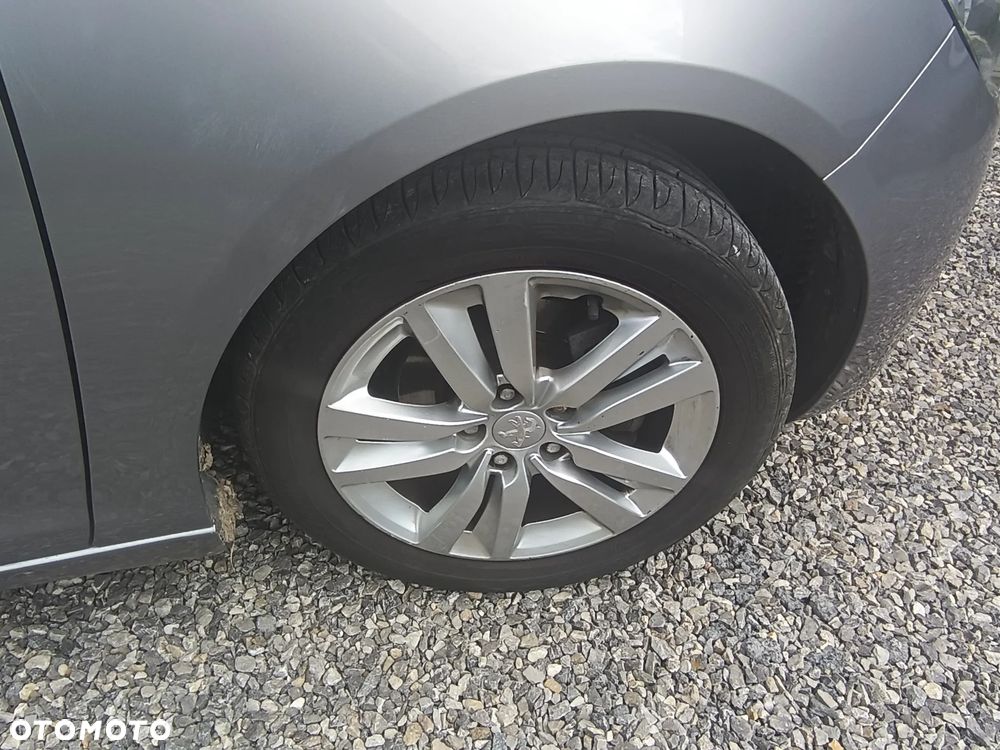 Peugeot 308 1.6 THP Access - 14