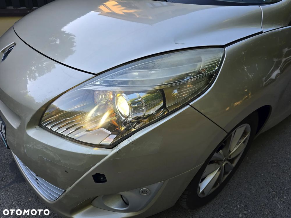 Renault Scenic - 10