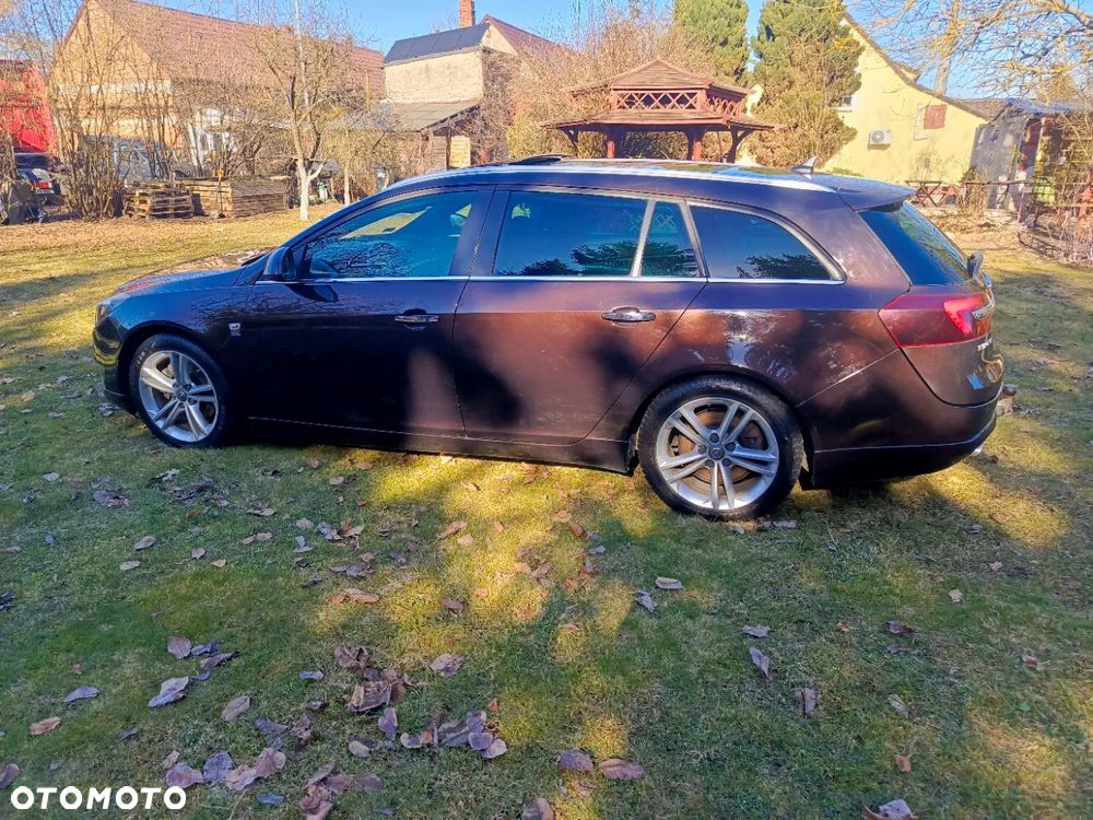 Opel Insignia - 1