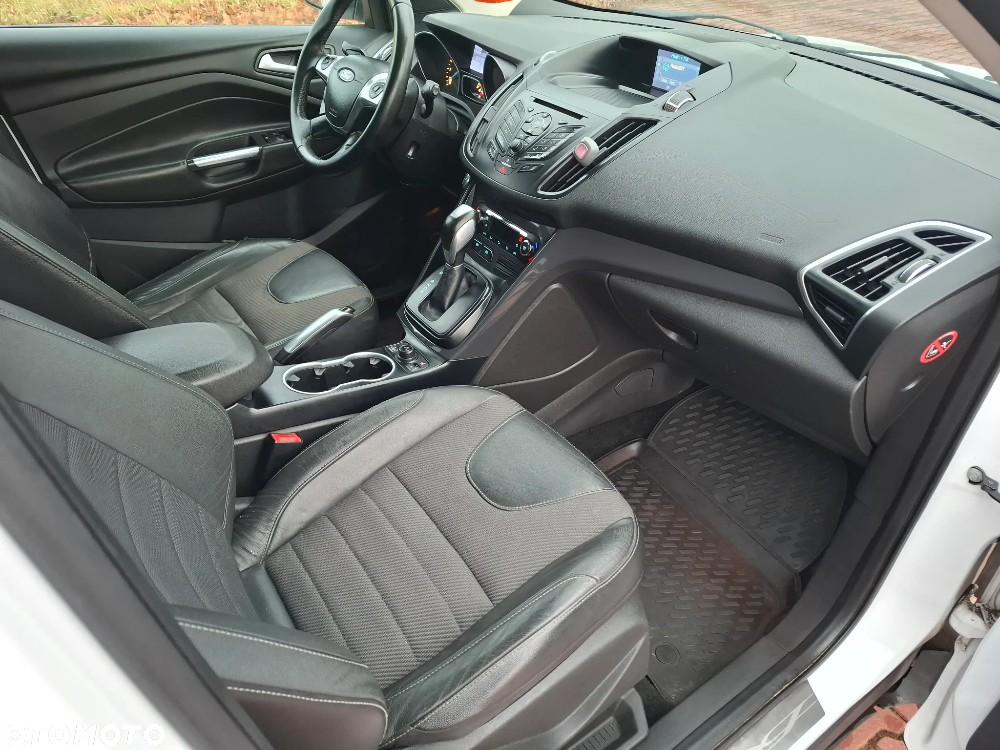 Ford Kuga 2.0 TDCi 4WD Titanium - 27