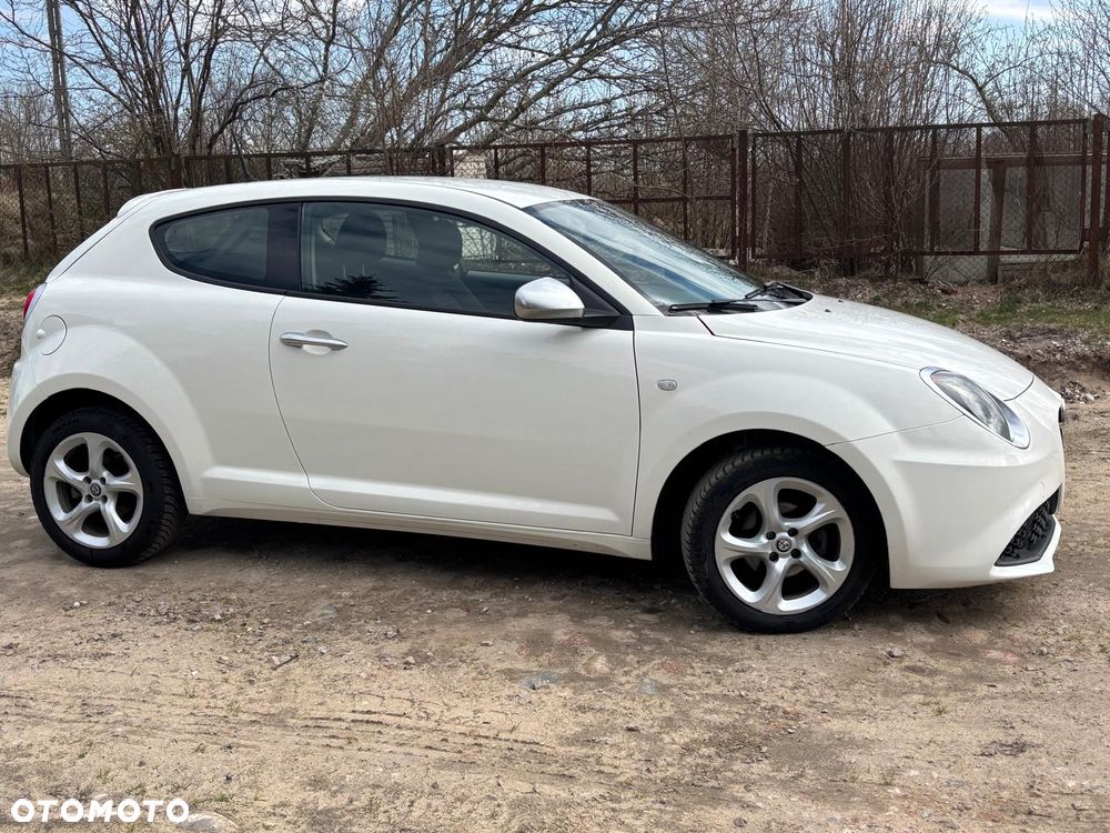 Alfa Romeo Mito 1.4 Distinctive EU6 - 4