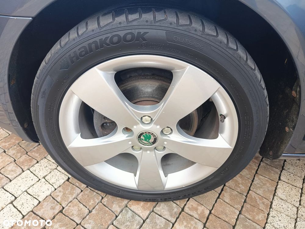 Skoda Octavia 2.0 TDI Ambiente - 37